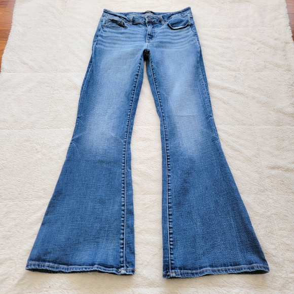 Buckle Black #53 29x32 Low Rise Flare Leg Jeans - Picture 2 of 6